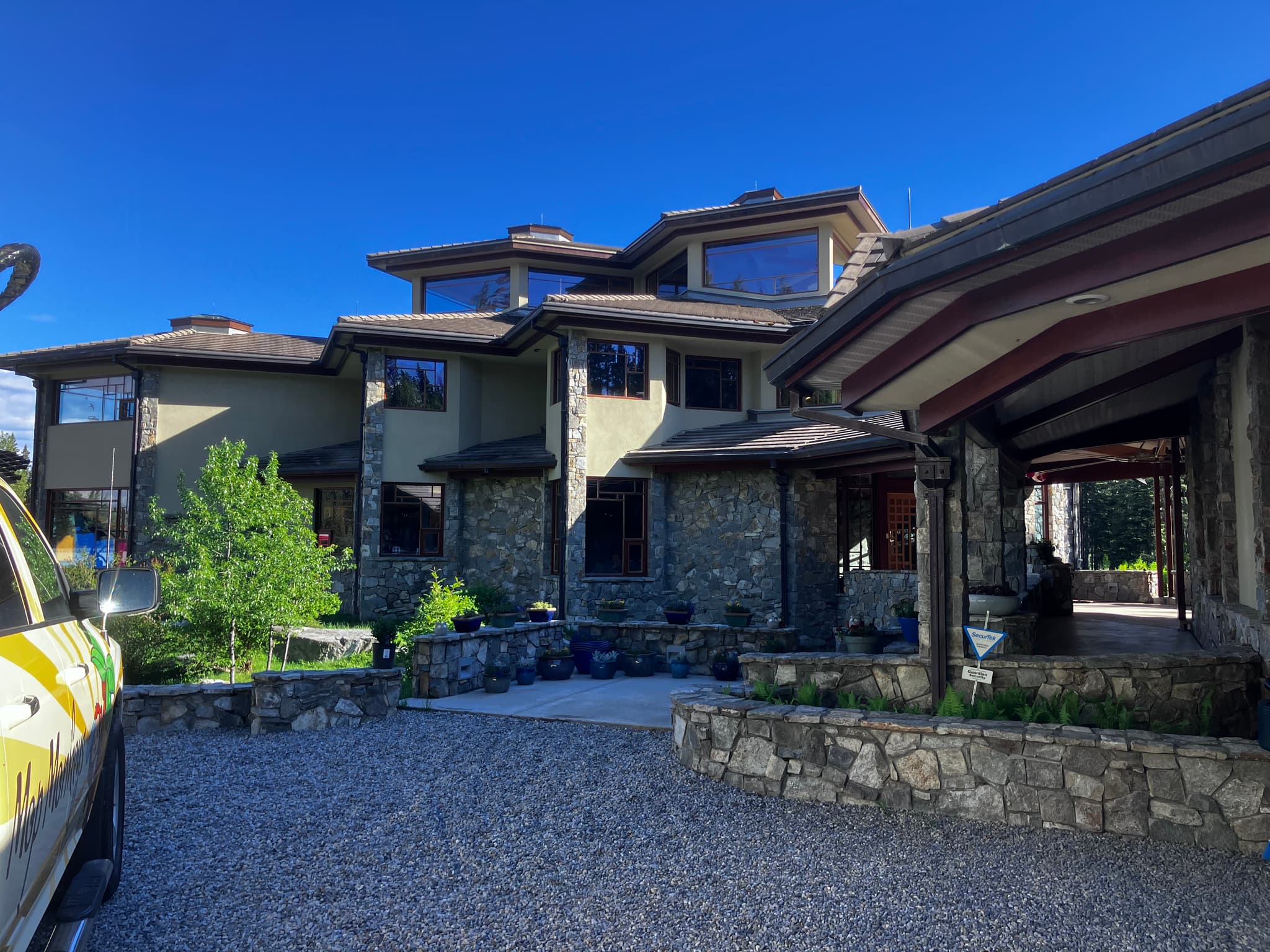 Mop Monkeys Calgary — Window Cleaning Bragg Creek